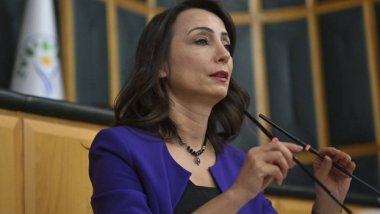 Tülay Hatimoğulları: Çözüm sürecinin olması gerekiyor