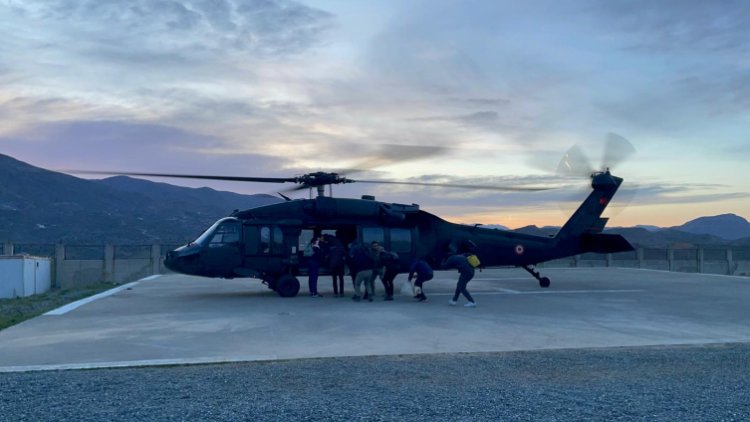 Diyarbakır'da oy pusulaları helikopterle taşındı