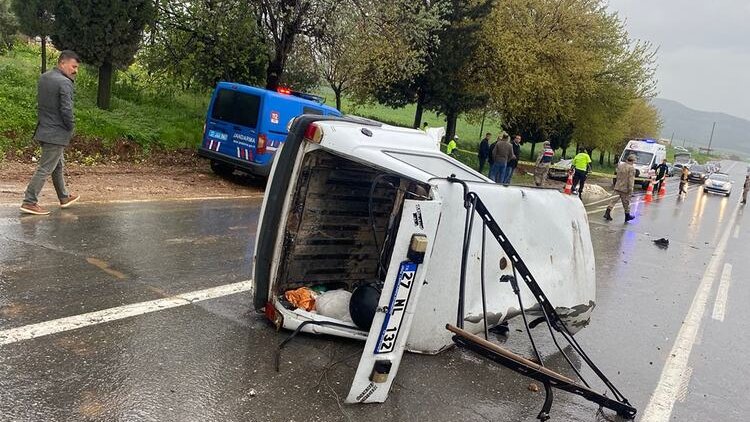 Antep'te kaza: 2 ölü, 5 yaralı