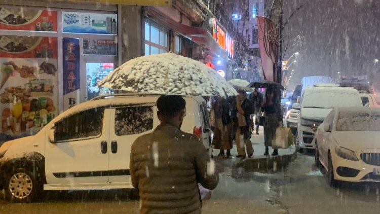 Nisan ayında kar yağdı