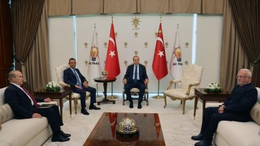 Can Ataklı: Erdoğan CHP'ye 4 bakanlık teklif edecek