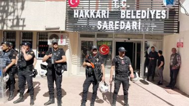 Siyasette 'kayyum' gerilimi! Partilerden peş peşe açıklamalar...