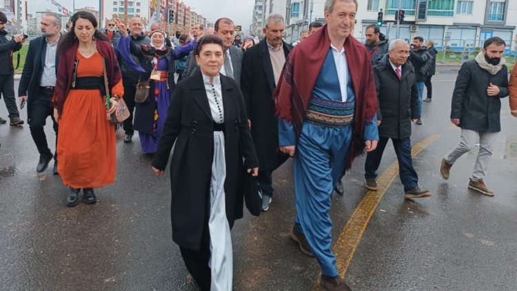Leyla Zana Hakkari’deki yürüyüşe katılacak