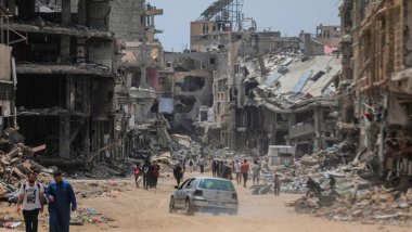 İsrail, mülteci kampındaki BM okulunu vurdu