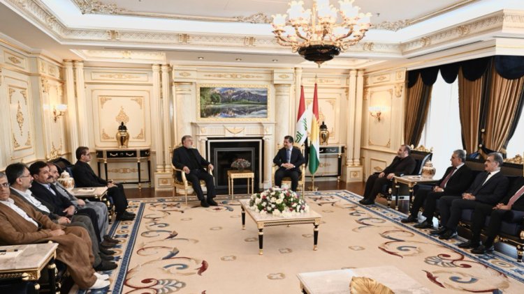 Mesrur Barzani, Urmiye Valisi ve beraberindeki heyeti kabul etti