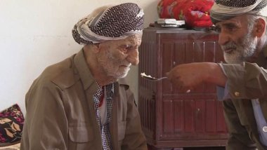 Hakkari'de yaşayan iki kardeşin hikayesi: Yoksulduk, evlenemedik...