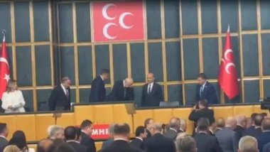 Bahçeli rahatsızlandı, gazeteciler dışarı çıkarıldı