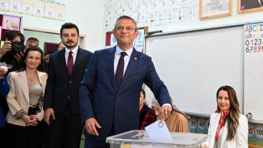 Selvi AK Parti’yi uyardı: Erken seçim cinini şişeden çıkarmamak lazım