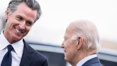 Biden tökezlerken Gavin Newsom'ın adı herkesin dilinde