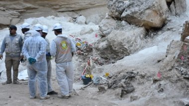 Telafer'de IŞİD'in toplu mezarı: 200'ün üzerinde ceset çıkarıldı