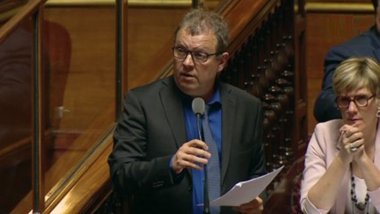 Fransız senatör Abdullah Öcalan ile görüşmek için bakanlığa başvurdu