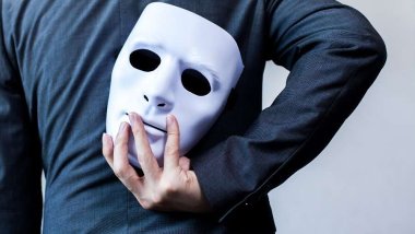 Riyakarlık, Yalan, Aldatma ve İnanç Adına Yaşatılan Barbarlık Diyarından Seçmeler