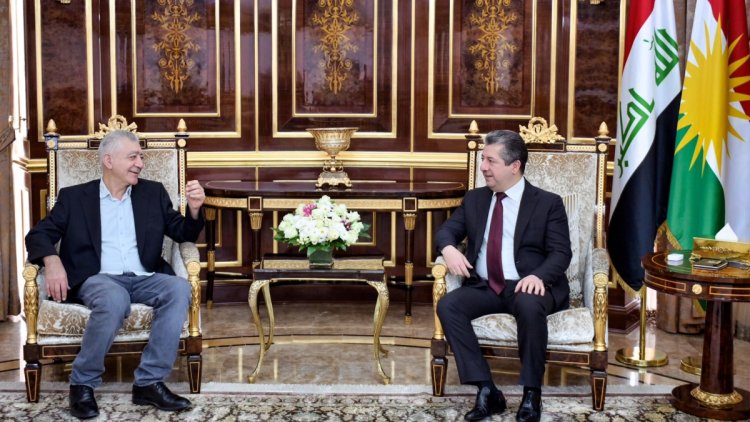 Serokê Hikûmeta Herêma Kurdistanê pêşwaziya hunermend Ciwan Haco dike