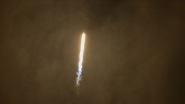 Husiler, ABD savaş gemilerini hedef aldı