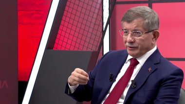 Davutoglu: Eger li Sûriyeyê herêmek xweser bê avakirin divê Tirkiye netirse