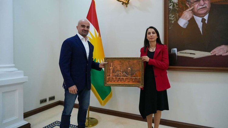 Bafil Talebanî û Hevseroka DEM Partiyê civiyan