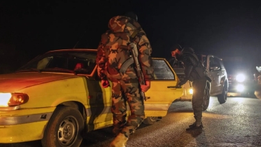 Suriye: Lazkiye'nin güneyinde ‘Esad yanlılarına’ operasyon