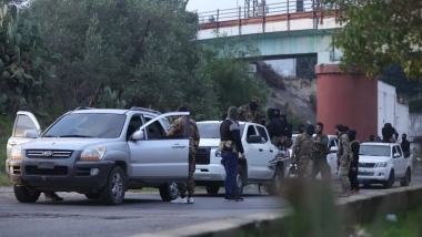 Suriye Savunma Bakanlığı, Lazkiye kırsalında şiddetli çatışmaların yaşandığını duyurdu