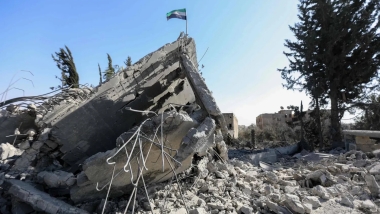 İsrail'den hava saldırısı: iki Suriye Savunma Bakanlığı personeli yaralandı