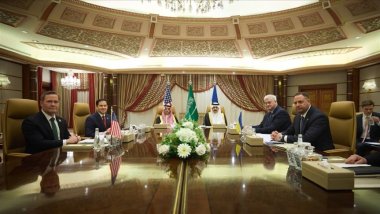 Heyetên Ukrayna û Amerîkayê li hev civiyan