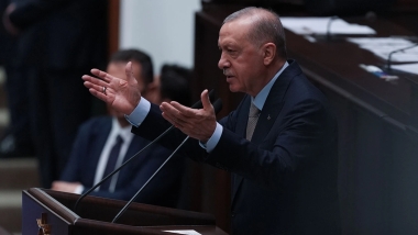 Erdoğan: Heybedeki büyük turplar daha dökülmedi
