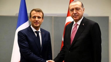 Erdoğan, Macron ile telefonda görüştü