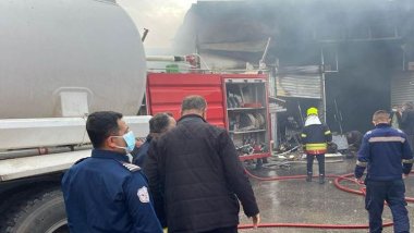 Süleymaniye: Daresutaw pazarında çıkan yangında çok sayıda dükkan yandı