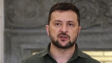 Zelenski: Ateşkes için koşulsuz görüşmeye hazırız