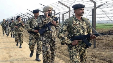 Pakistan Enformasyon Bakanı: Hindistan'ın askeri harekat düzenleme istihbaratını aldık