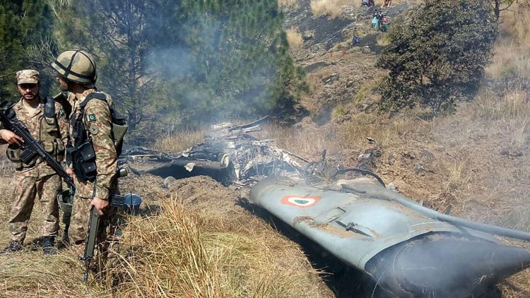 Çavkaniyên ewlehiyê yên Pakistanê: 5 balafirên şer ên Hindistanê hatin xistin