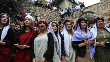 Irak, 2 Bin 300 Ezidi Kürt kadına maaş bağladı