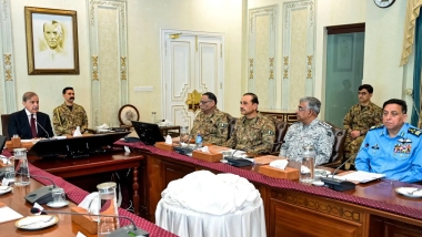 Pakistan Başbakanı, nükleer silahları denetleyen kurulun toplantıya çağrılmasını istedi