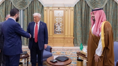 Trump ji Şer xwest berpirsiyariya girtîgehên ku DAIŞî di wan de ne ji HSDyê wergire