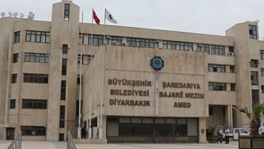 Diyarbakır’da Kürtçe destek hattı kuruldu