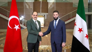 Îbrahîm Kalin û Ehmed Şera li ser çekdanîna YPGê axivîn