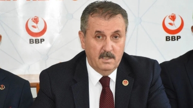 Destici'den Bahçeli'nin komisyon önerisine itiraz: 'İşin içinden çıkılmaz'