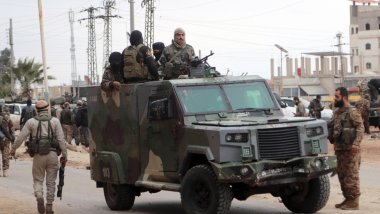 Suriye Savunma Bakanı'ndan silahlı grupların entegrasyonu için 10 gün süre