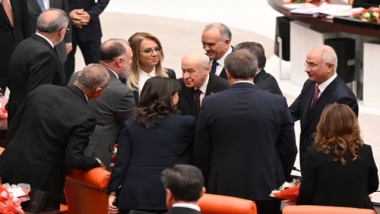 Yeni Sürece Kimler Nasıl bakıyor? Kürtler Ne Yapmalı?