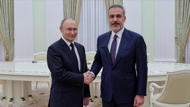 Putin Wezîrê Karên Derve yê Tirkiyeyê Fîdan qebûl kir