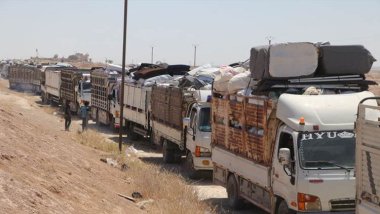 Rojava’daki kamptan 46 aile daha gönüllü olarak Deyrezzor’a döndü