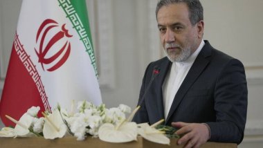 Arakçi: İran halkı uranyum zenginleştirmeyi durdurmayı kabul etmez