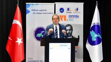 Cüneyt Zapsu: 'Kürtçe devam edemiyorum çünkü aileler korkudan çocuklarına Kürtçe öğretemedi'