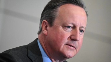 David Cameron, İsrail savaş suçları soruşturması nedeniyle İngiltere'yi ICC'den çekmekle tehdit etti