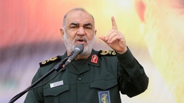 İran Devrim Muhafızları Komutanı: Deniz kuvvetlerimiz her türlü tehdide karşı koymaya hazırdır