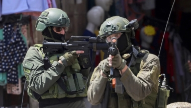 İngiltere Savunma Bakanlığı İsrail ordusu personelini eğitiyor