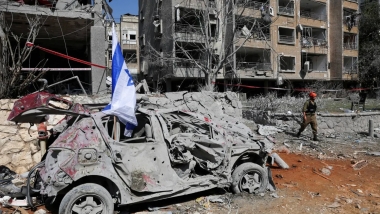 İsrail, İran'ın füze saldırısında 7 askerin yaralandığını açıkladı