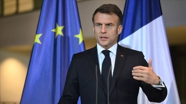 Macron'dan İran Uyarısı: Rejim Değişikliği Ortadoğu'yu Karıştırır