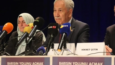Arınç: 'Öcalan Meclis’te değil sokakta konuşsun'