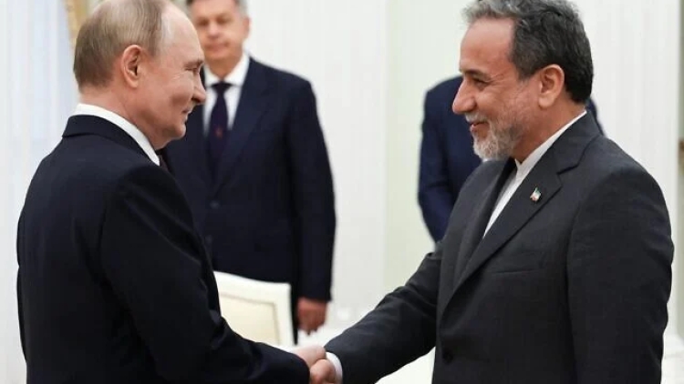 Putin, Arakçi ile görüştü: İran'a yönelik saldırılara "cılız" kınama