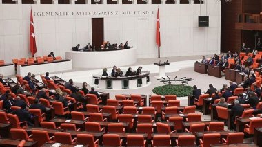 TBMM'de süreç için komisyon mesaisi: Numan Kurtulmuş ve siyasi parti grup başkanvekilleri görüştü